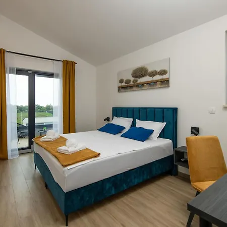4 Bedroom Beautiful In